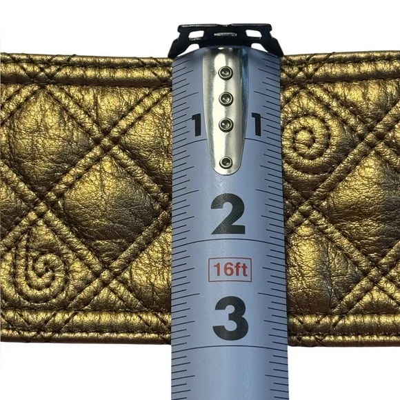 Tracy Porter gold Metallic all Leather Belt size medium NEW - Picture 10 of 12